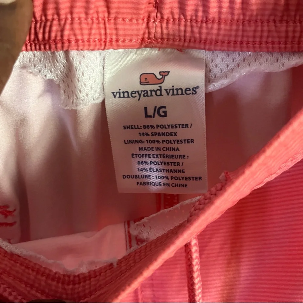 Vineyard Vines side pockets